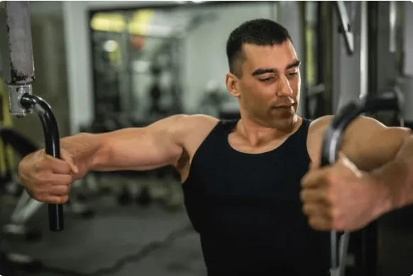 Máquina para pecho errores comunes